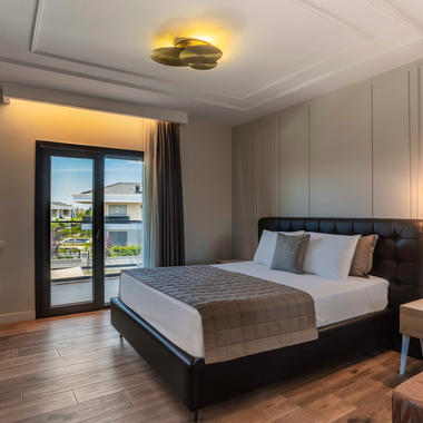 Luxury Garden Suites
- Room