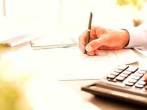 L'expert-comptable : pourquoi est-il essentiel pour choisir votre statut juridique lors de la création d’entreprise