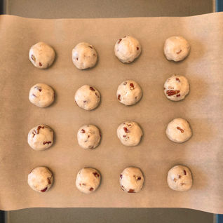Maple Pecan Protein Balls