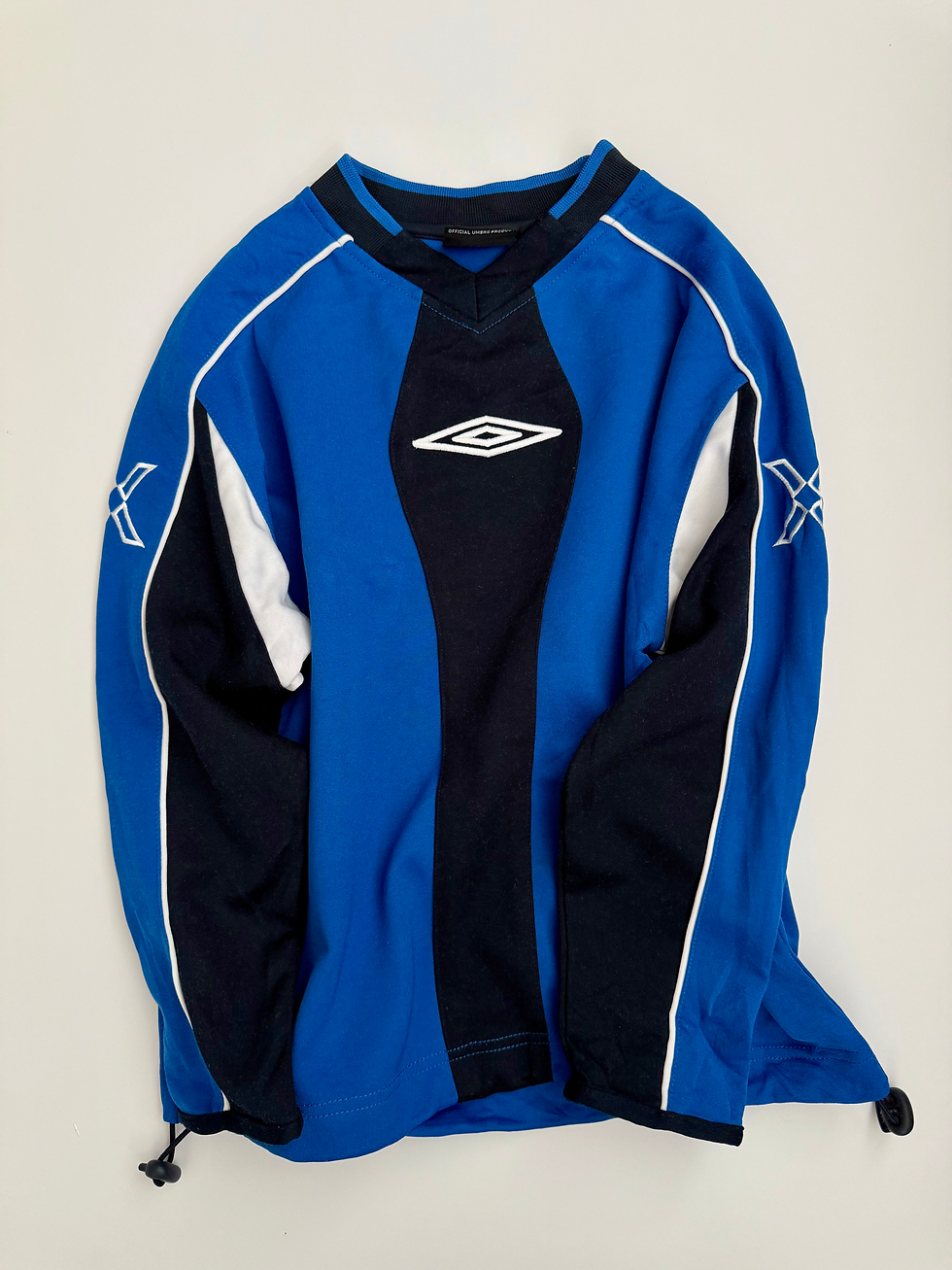 Thumbnail: Vintage Umbro V Neck Jersey- Age 7-8 Years