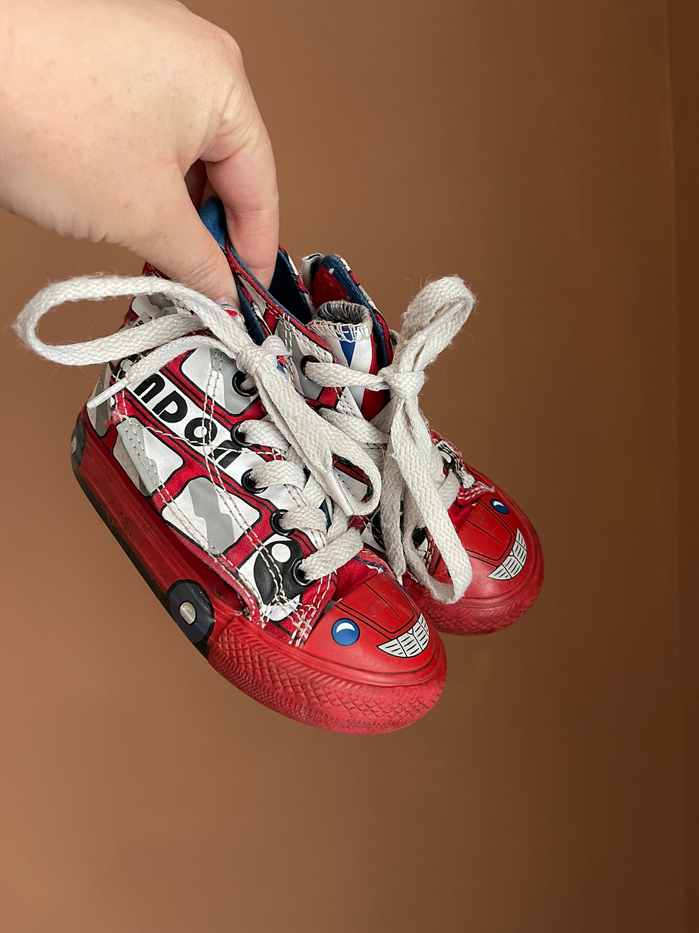Thumbnail: London Converse - Size UK 7