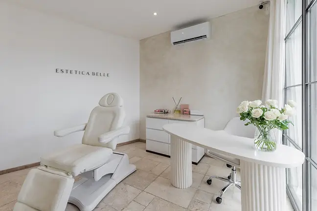 Estetica Belle Treatment room