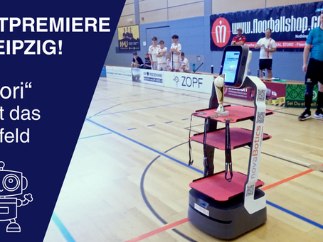 Weltweit erster humanoider Roboter im Floorball-Einsatz: „Floori“ betritt das Spielfeld