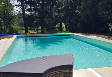 Piscine du gîte La Lande à Firbeix - gîte avec piscine