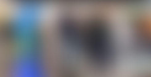 Fewolino Messestand auf der SuperStay Live mit Gastgebern im Gespräch über Vermarktung