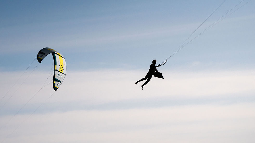 Thumbnail: FLYSURFER SHOT