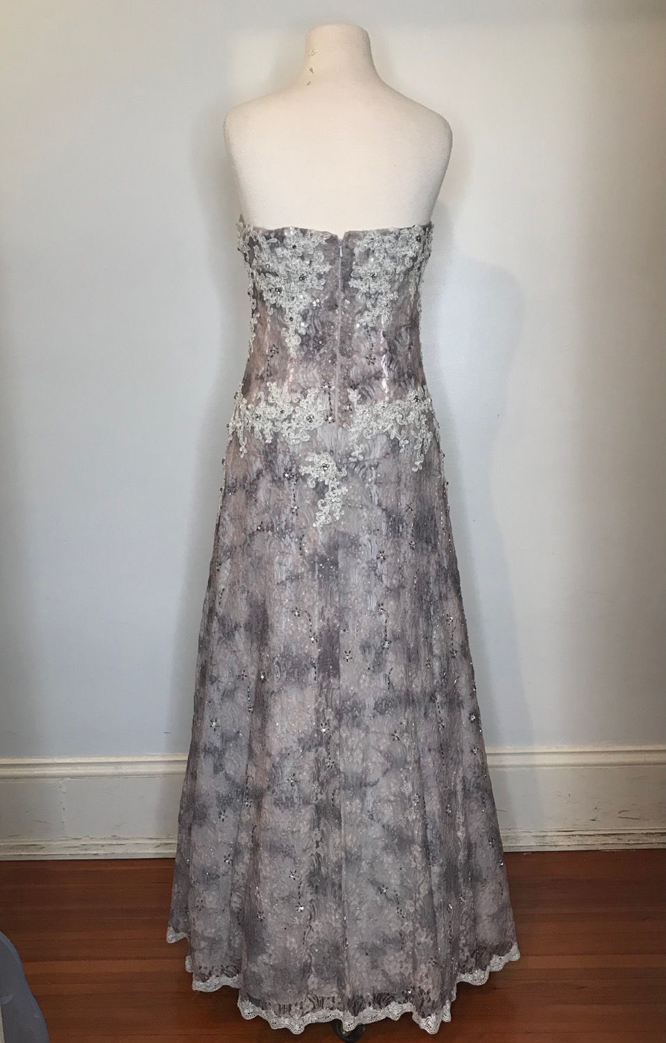 Thumbnail: Rina di Montella long dress