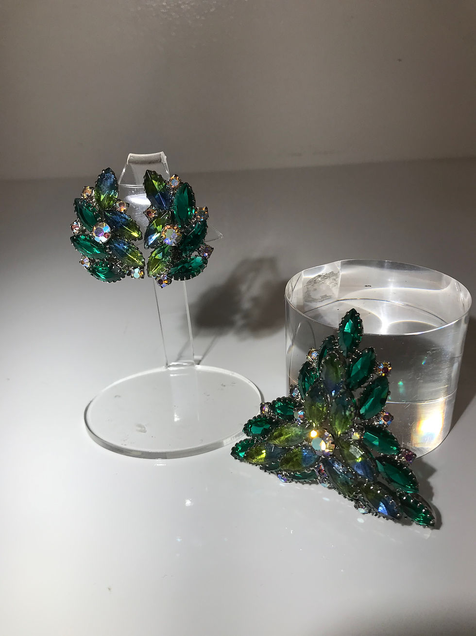 Thumbnail: 1950-60 Juliana AB Pin Set