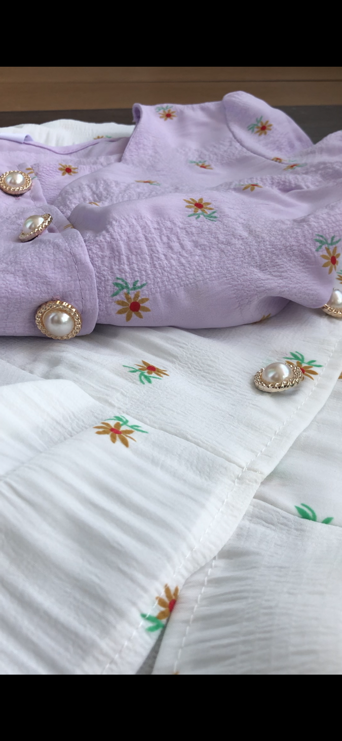 Thumbnail: Floral Ruffle Hem Top_Purple