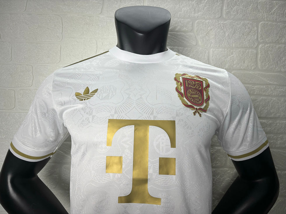 Thumbnail: Bayern Munchen 125 Anniversary Kit White