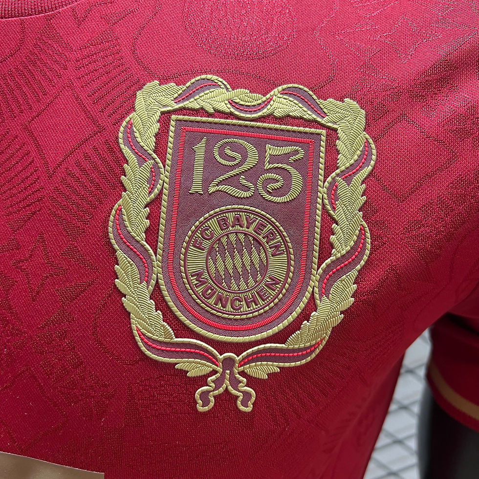 Thumbnail: Bayern Munchen 125 Anniversay Kit Red