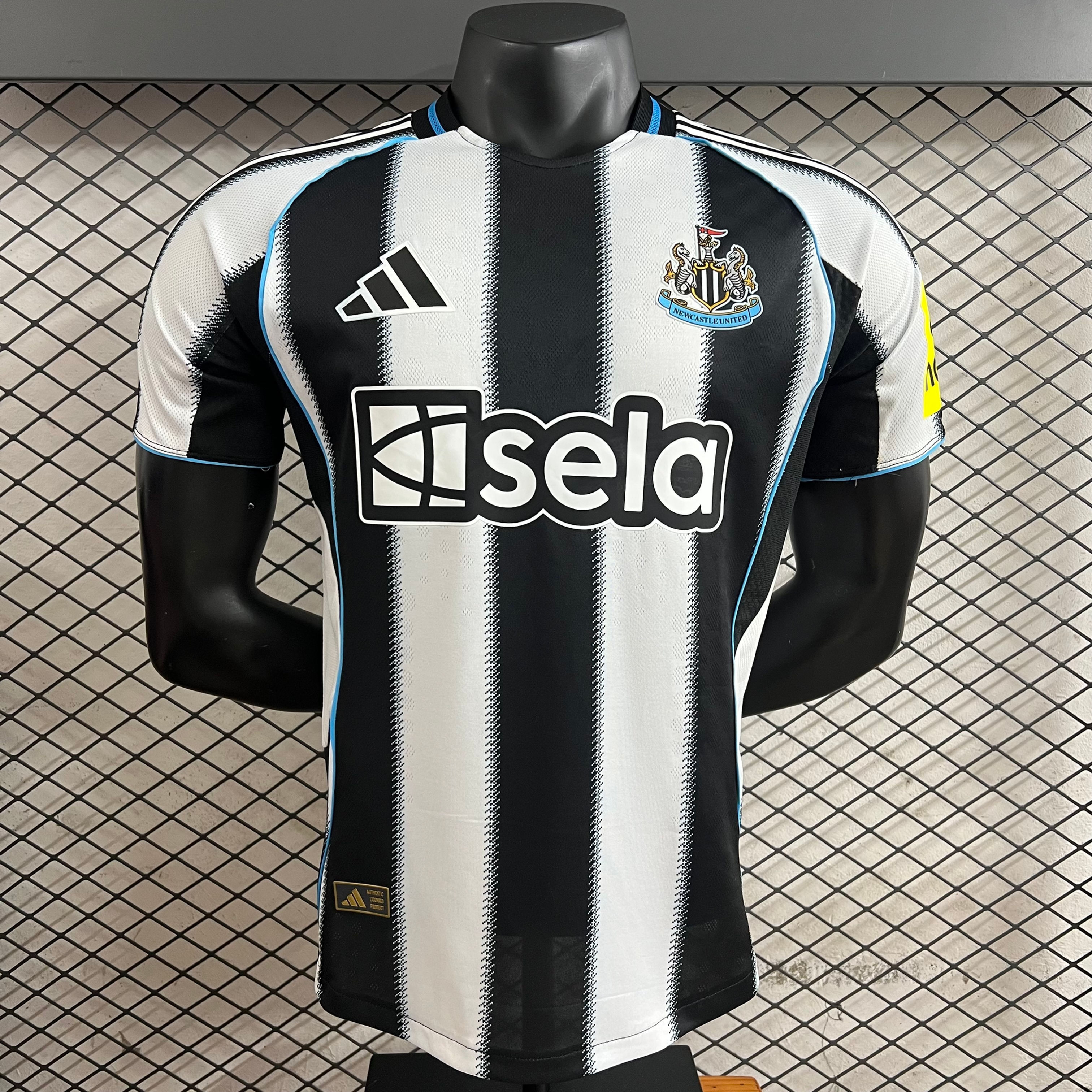 Newcastle 25/26 Home Kit