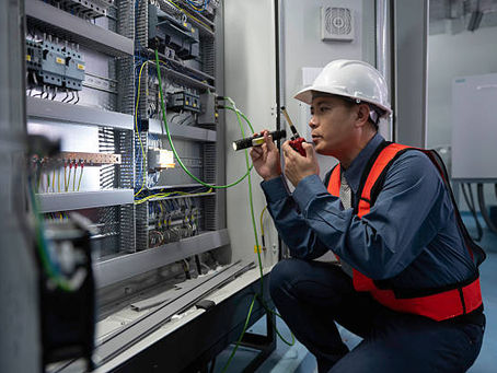 Becoming a Knowledgeable Electrical Contractor: A Pathway to Success