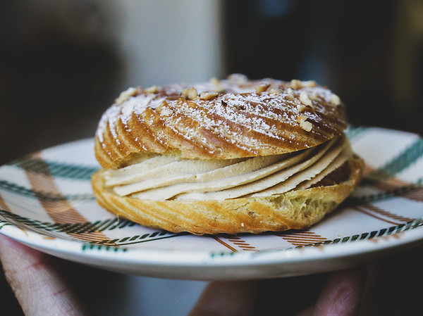 Paris-Brest with hazelnut praline cream
