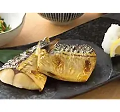 Grilled saba fillets, rice, lemon