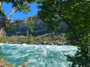A Perfect Adult Getaway to Niagara Falls: Things to do, Where to Eat and Where to Stay