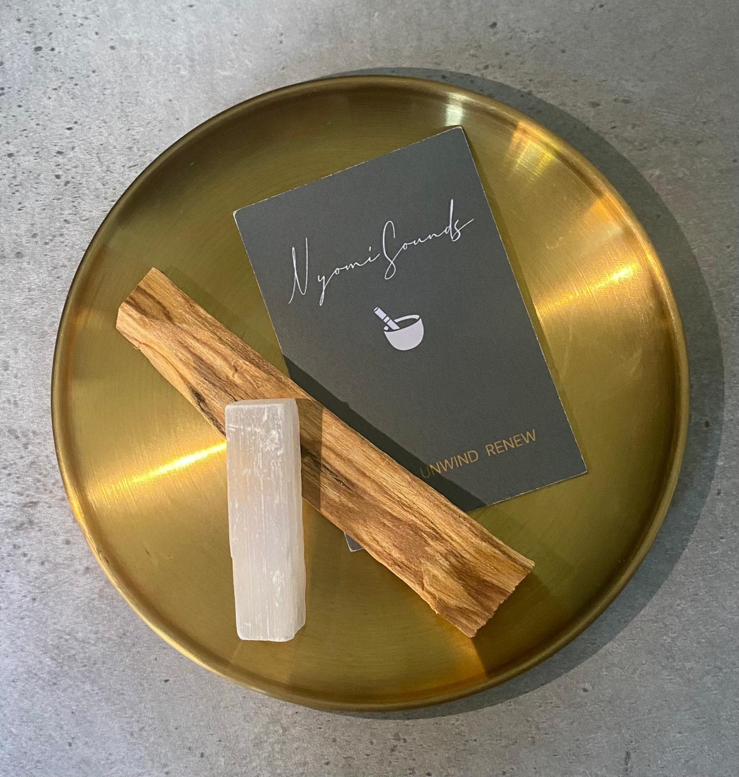 Palo Santo + Selenite