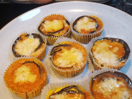 Auberginentörtchen mit Trüffelkäse