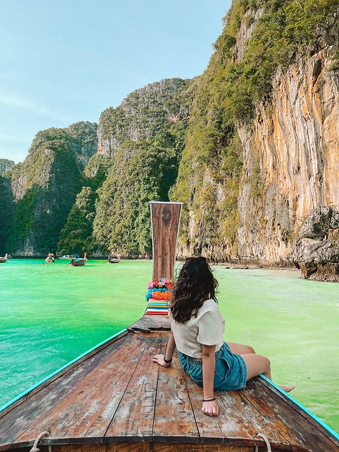 Ha long bay cruise