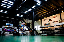 루프박스전시장002-팩라인