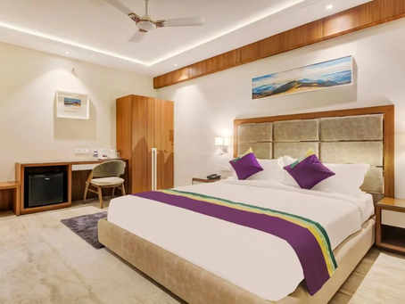 Why Couple Friendly Hotels Are Better Than Guest Houses in Kolkata 