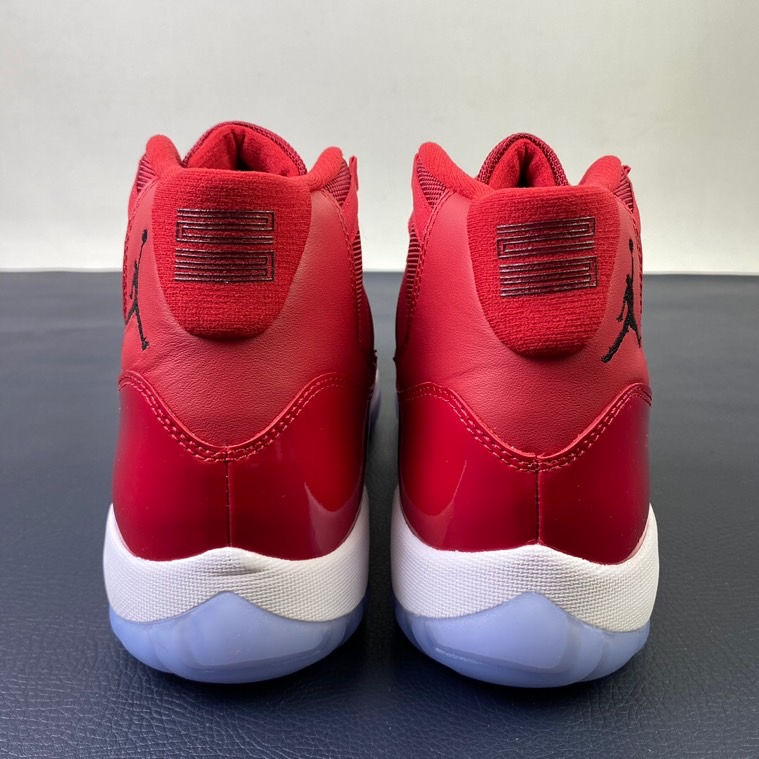 Thumbnail: AJ11