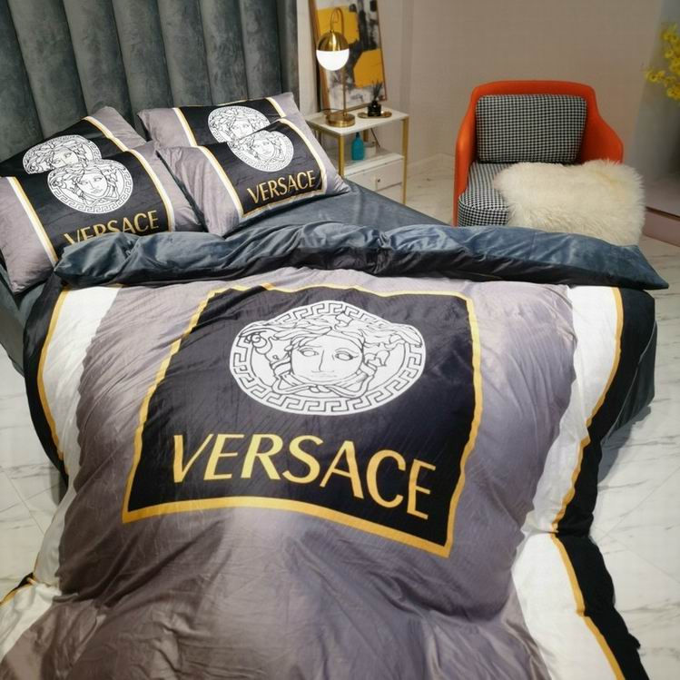 Thumbnail: Versace Bedding
