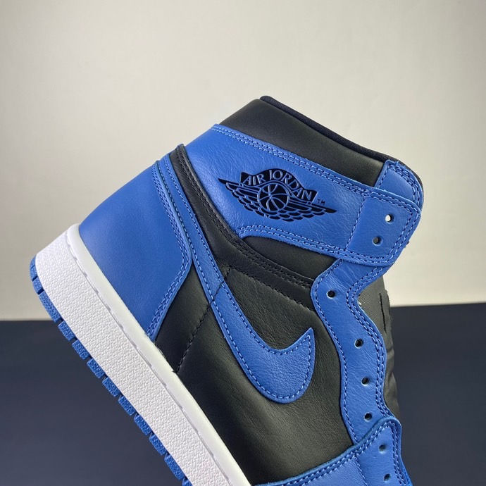 Thumbnail: AJ1