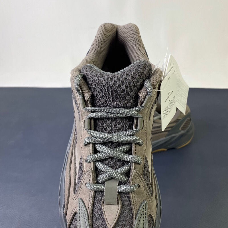 Thumbnail: Yeezys