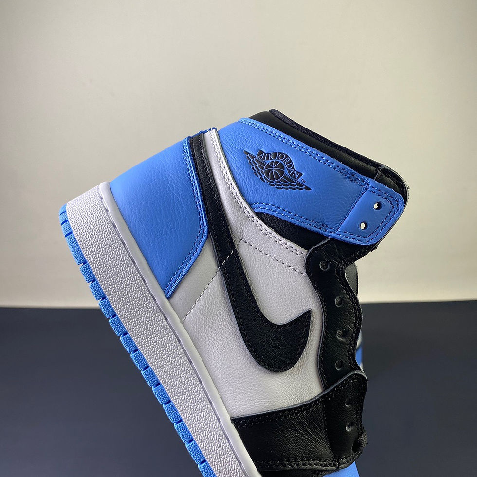 Thumbnail: AJ 1