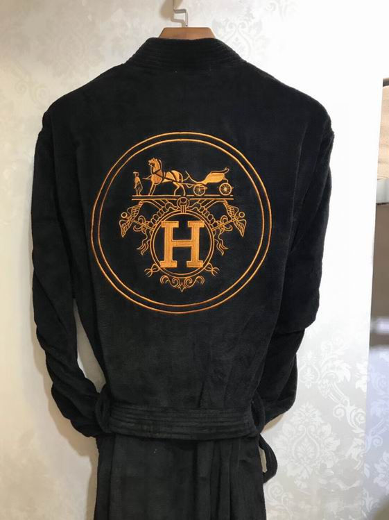 Thumbnail: Hermes Bathrobe
