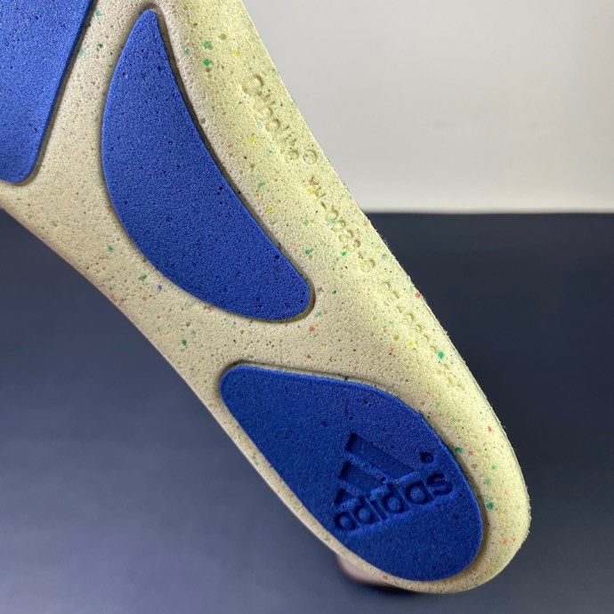 Thumbnail: Yeezys