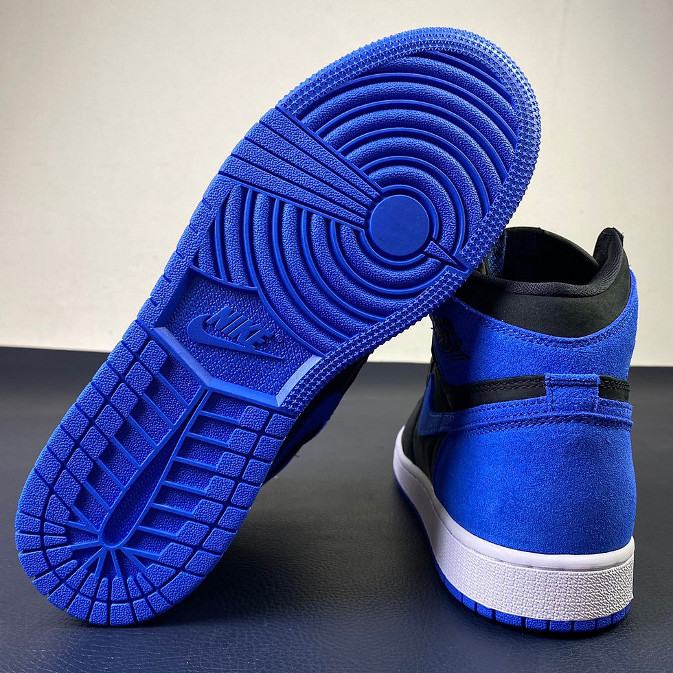Thumbnail: AJ 1