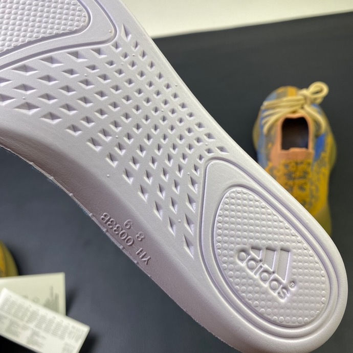 Thumbnail: Yeezys
