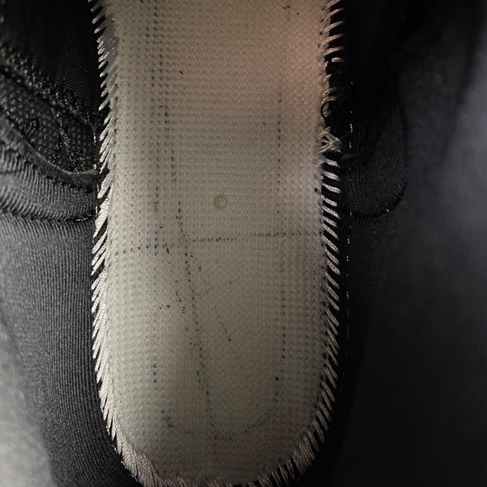 Thumbnail: AJ12
