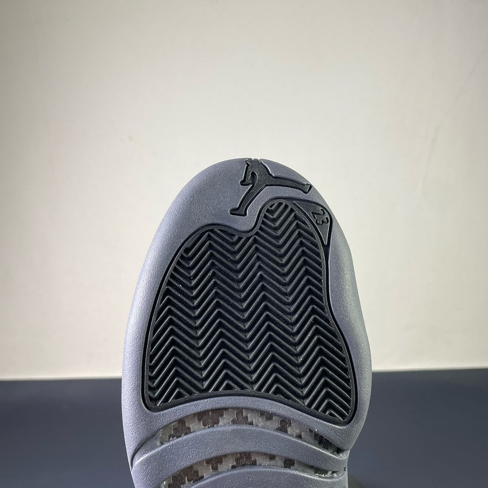 Thumbnail: AJ 12