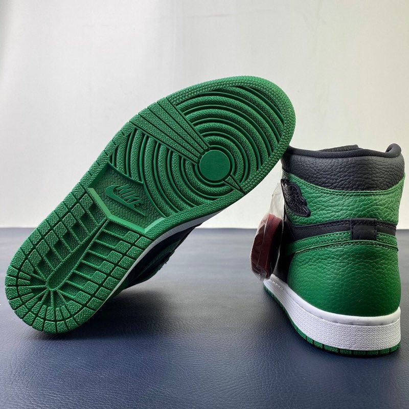 Thumbnail: AJ1