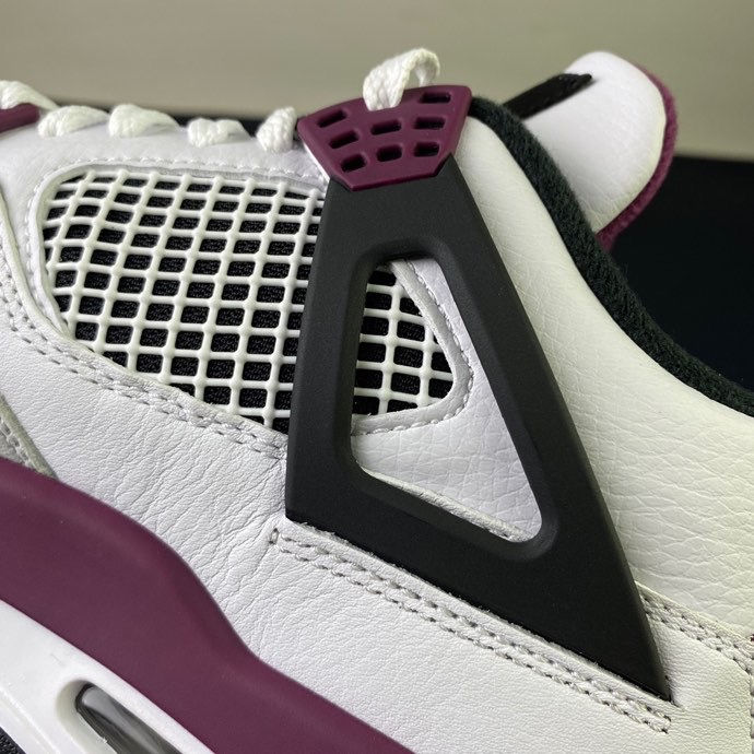 Thumbnail: AJ 4