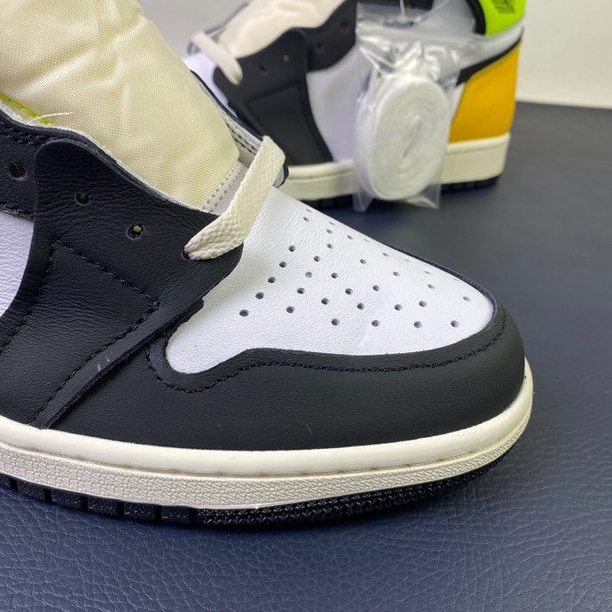 Thumbnail: AJ1
