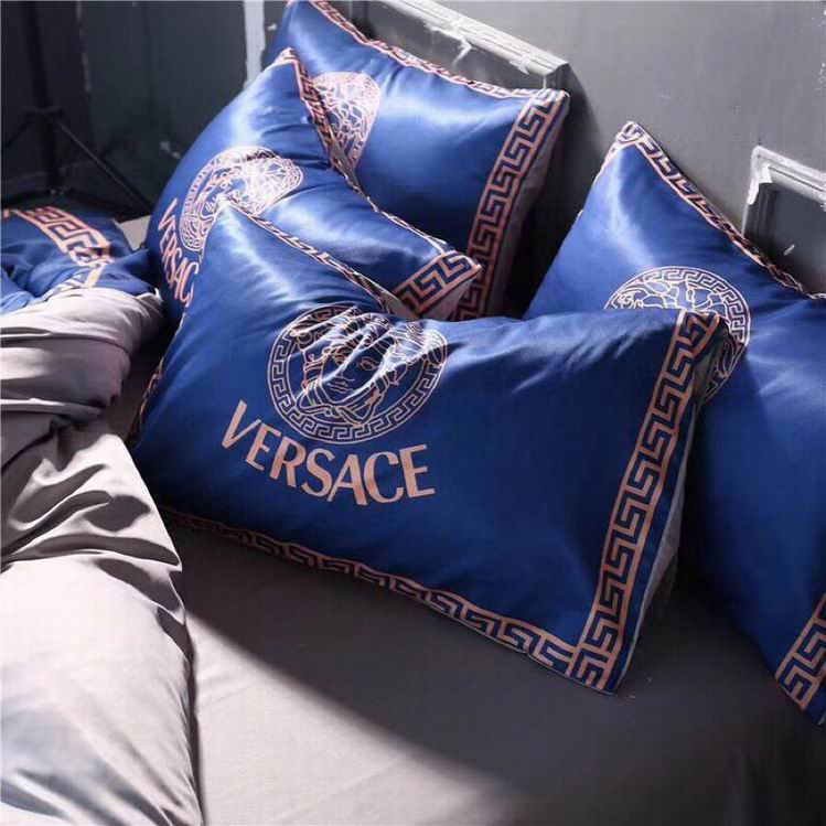Thumbnail: Versace Bedding