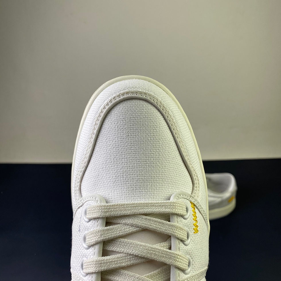 Thumbnail: AJ 1
