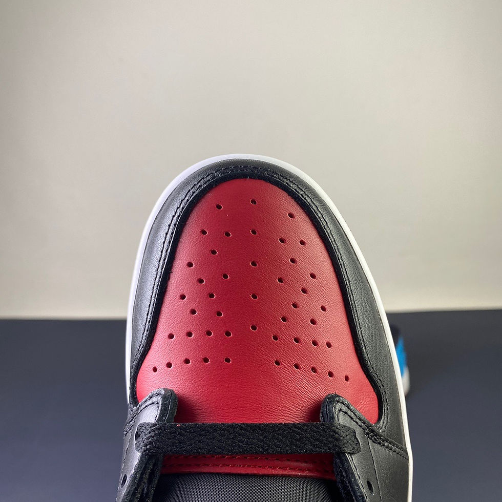 Thumbnail: AJ 1