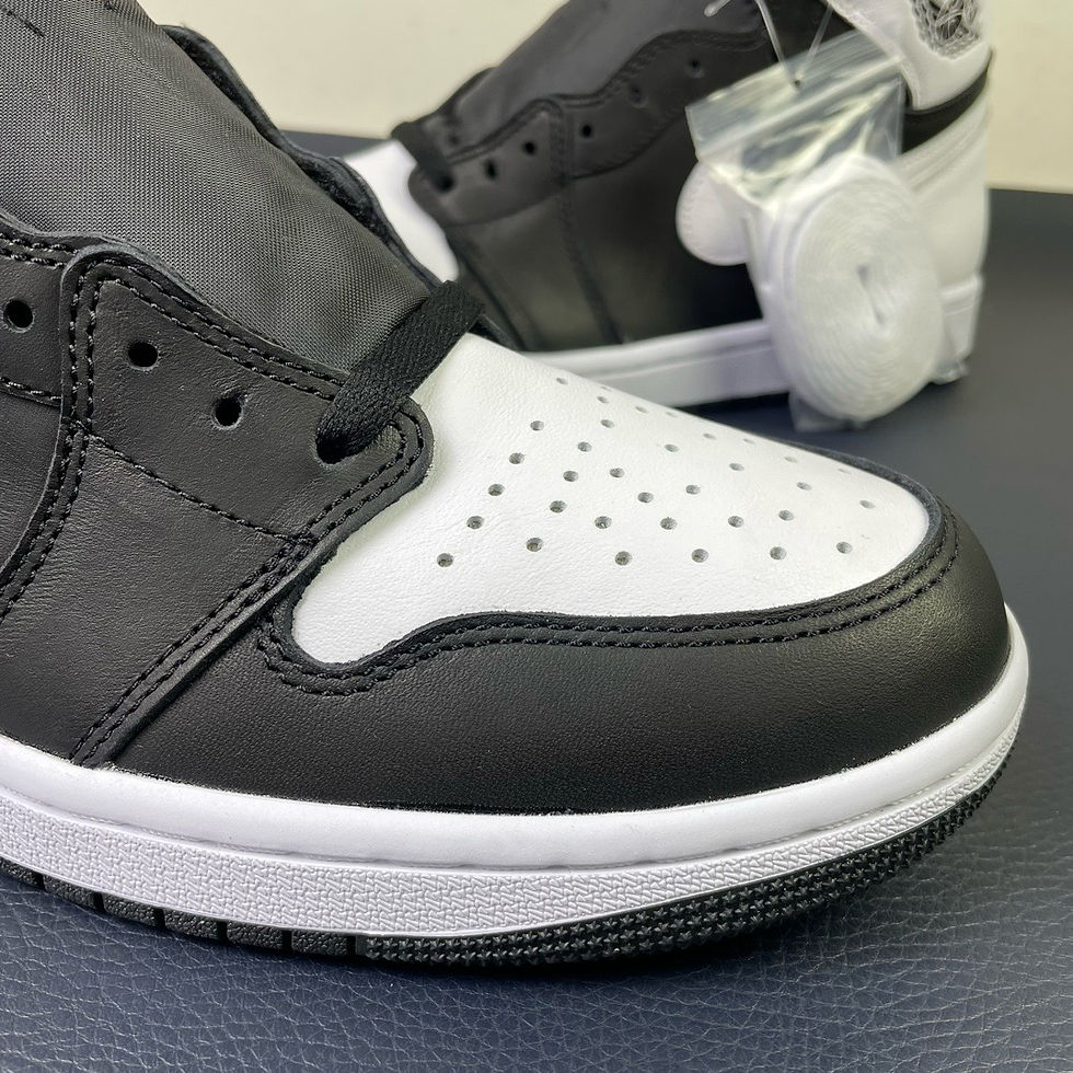 Thumbnail: AJ 1