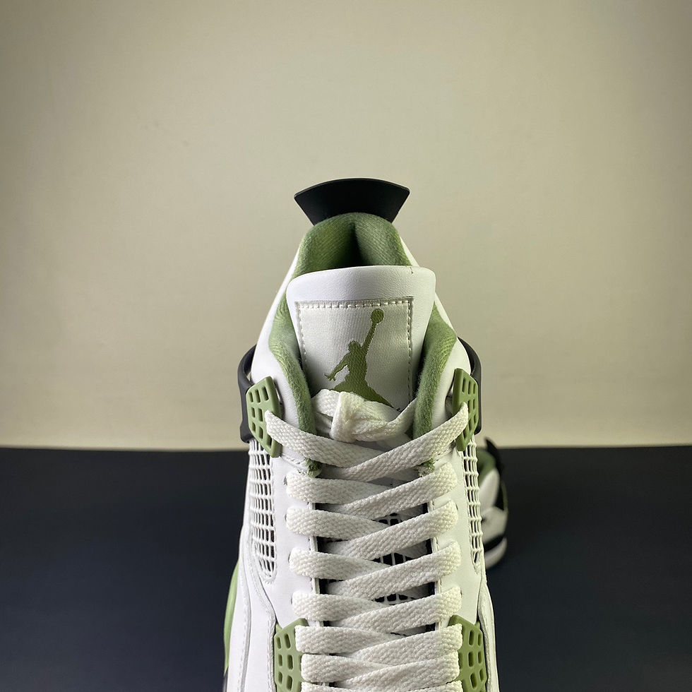 Thumbnail: AJ 4