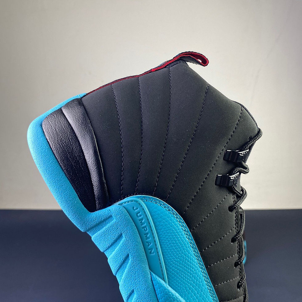 Thumbnail: AJ 12