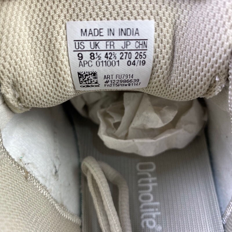 Thumbnail: Yeezys