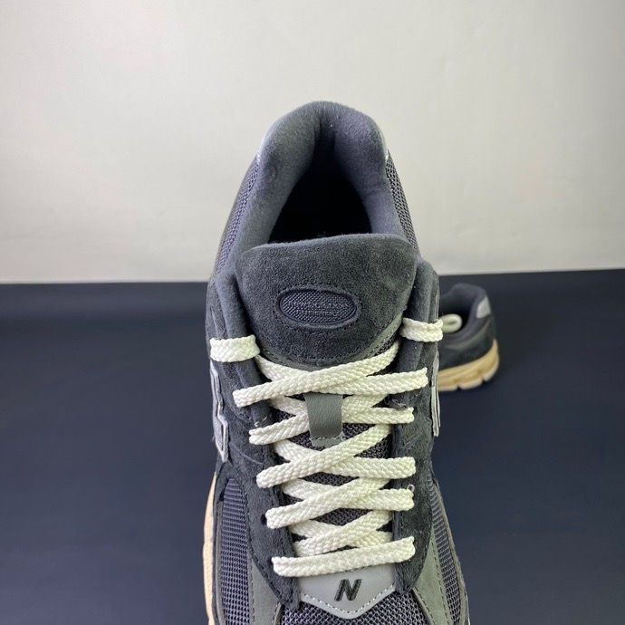 Thumbnail: New Balance