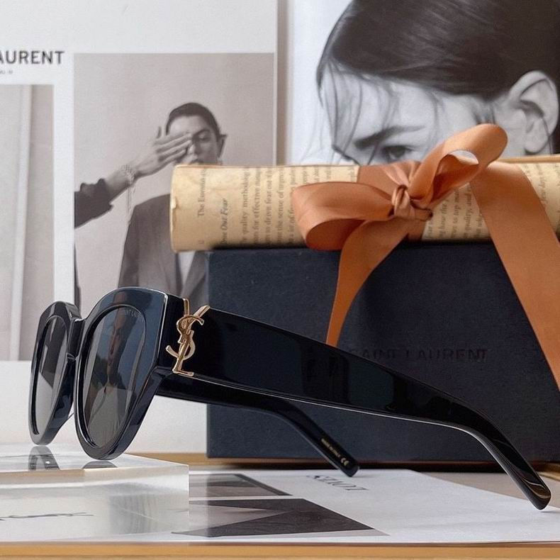 Thumbnail: YSL