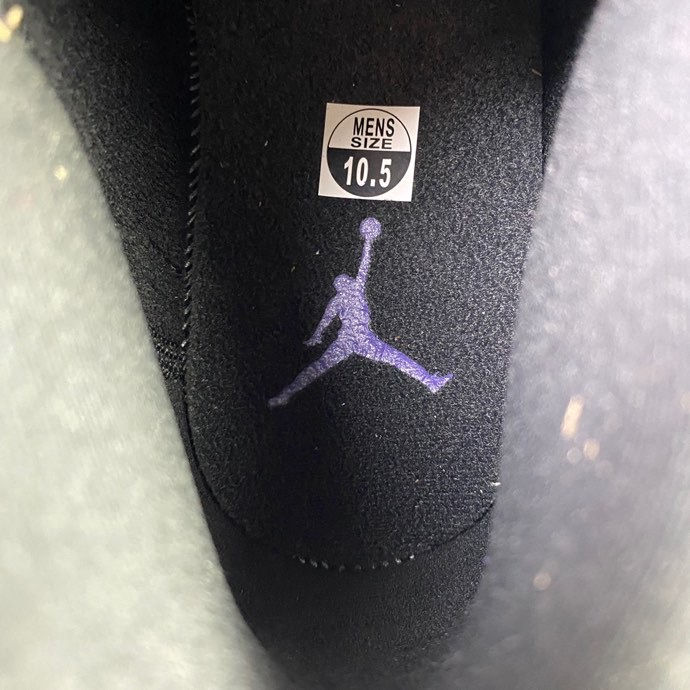 Thumbnail: AJ12
