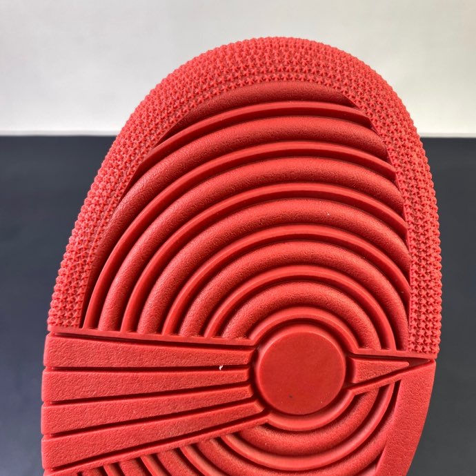 Thumbnail: AJ1